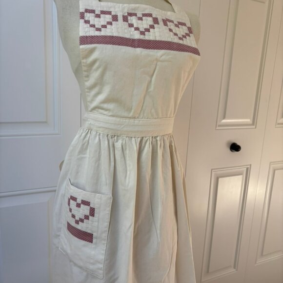 Handmade Vintage Embroidered Cotton Apron: Cottagecore Farmhouse Kitchen - Picture 2 of 10